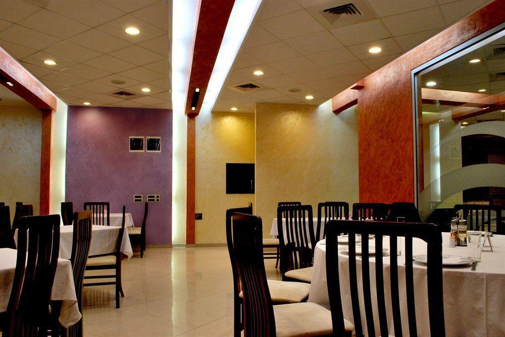Hotel Tiski Cvet Novi Becej Ngoại thất bức ảnh