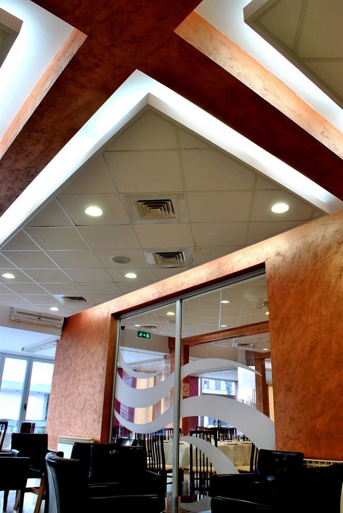 Hotel Tiski Cvet Novi Becej Ngoại thất bức ảnh