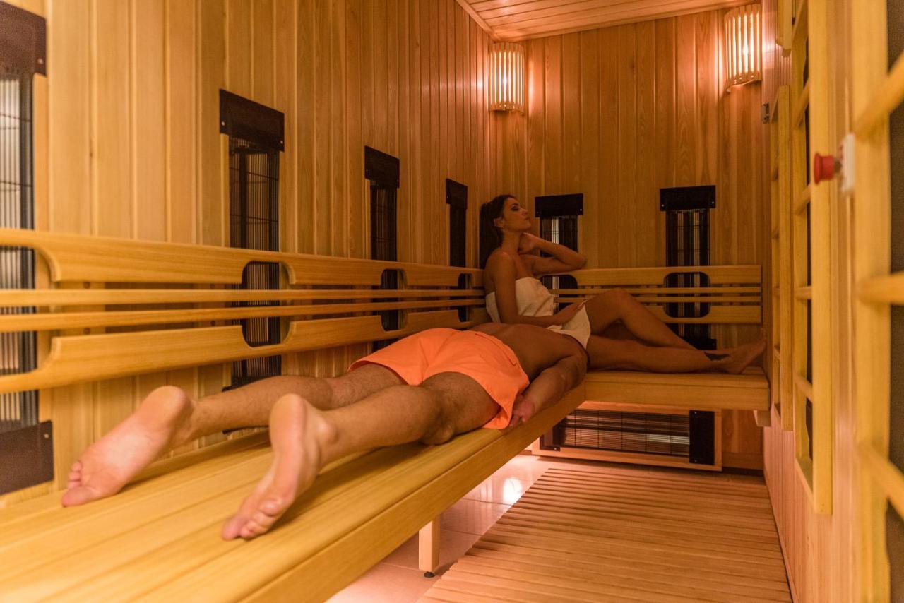 Hotel Tiski Cvet Novi Becej Ngoại thất bức ảnh
